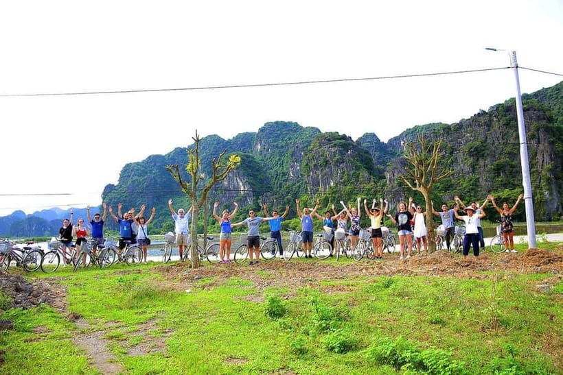 Hanoi/Ninh Binh: 1-Day Tam Coc/Trang An, Hoa Lu & Mua Caves - Mua Cave and Hang Mua: The Steps That Earn the View