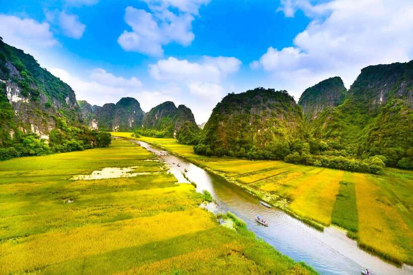 Hanoi: Ninh Binh, Tam Coc, Mua Cave & Hoa Lu with cycling - The Human Factor: Guides Who Explain, Not Just Walk You Through