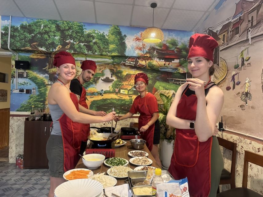 Hanoi: Old Quarter Market Tour and Cooking Class with Meal - Wet market shopping: learning what to buy, not just where to walk