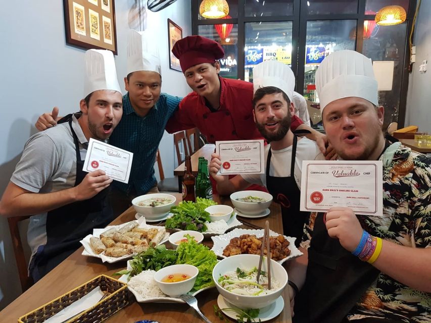 Hanoi: Old Quarter Market Tour and Cooking Class with Meal - Sampling local snacks, the smart way
