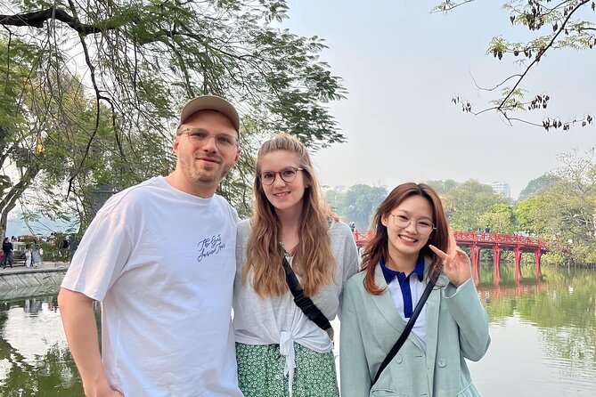 Hanoi Old Quarter Private Walking Tour with Student Guide - Thang Long Water Puppet Theatre: finishing with a Hanoi classic
