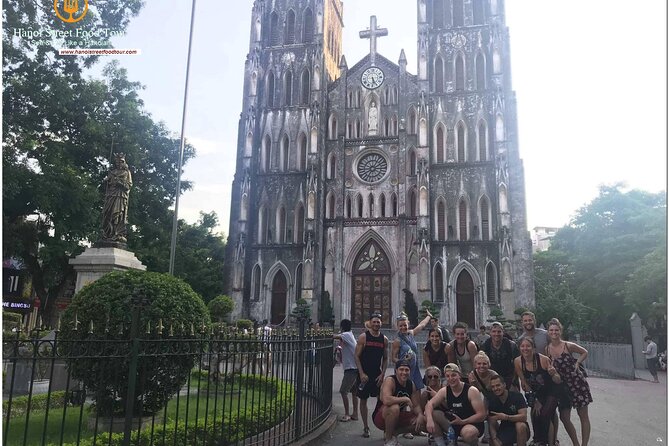 Hanoi old quarter sightseeing & street food eating by Motorcycle - The hidden-streets feel and the 3-hour pace