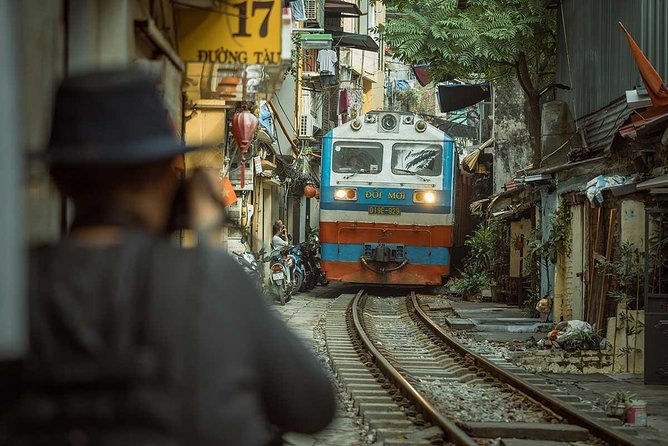 Hanoi On the Tracks Photo Tour - Why Hanoi’s rail corridor is the best classroom for street photos