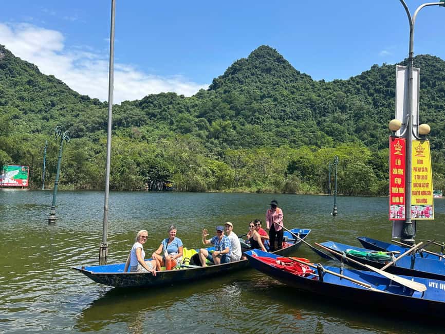 Hanoi: Perfume Pagoda - Yen Stream Boat Ride, Lunch & Cave - From Hanoi Old Quarter to the pagoda: what this day trip feels like