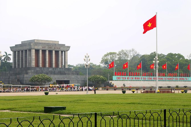 Hanoi Private Tour: Hidden Corners, Train Street, Incense Village - Long Bien Bridge and Long Bien Station: French-era bones of the city