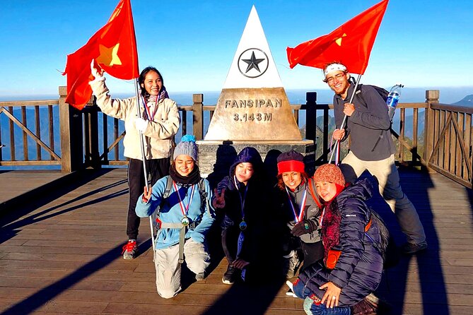 Hanoi - Sapa 2 Days 2 Nights With Fansipan by cable car - Getting From Hanoi to Sapa: VIP Cabin Bus Rhythm
