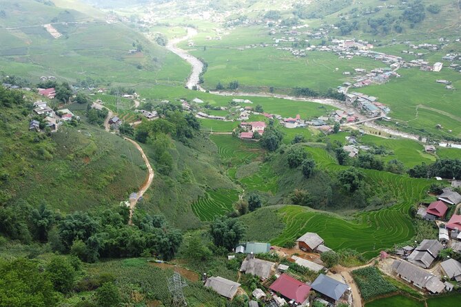 Hanoi - Sapa 3 Days - 2 Nights Trekking with With the locals - Hanoi to Sapa by VIP bus, then straight into village walking