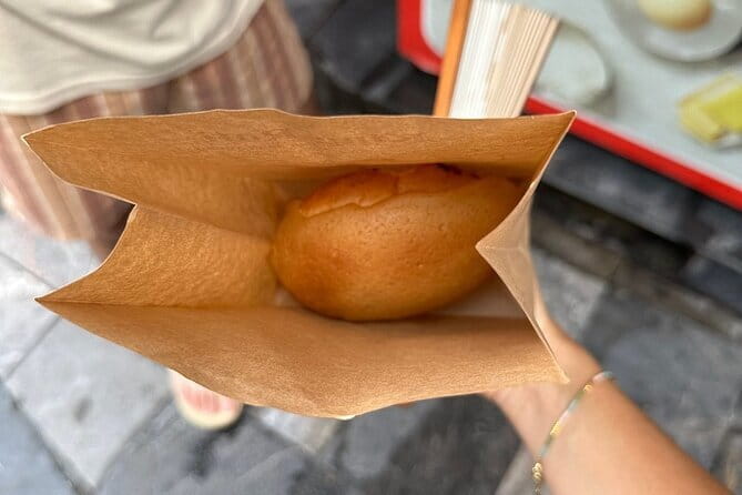 Hanoi Street Food Customized Walking Tour - Meeting points and the flow of your 3 to 4 hours
