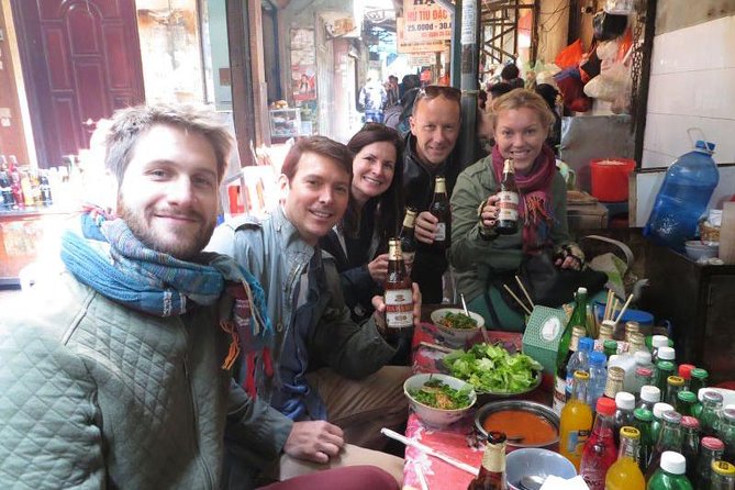 Hanoi Street Food: Small Group Walking Tour with Real Foodie - The guide is the difference, and English really helps