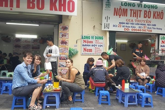 Hanoi Street Food Tour with local delicacies - Stop by Stop: What the Old Quarter Route Actually Adds