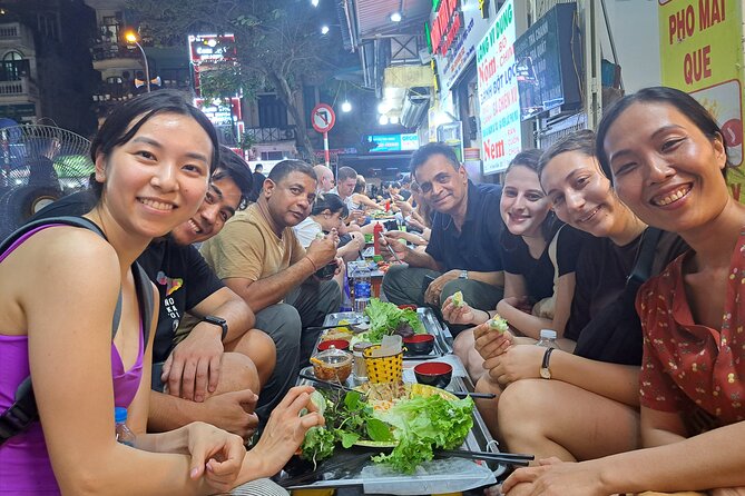 Hanoi Street Food Tour with Local Guide - Small groups, pickup, and staying comfortable