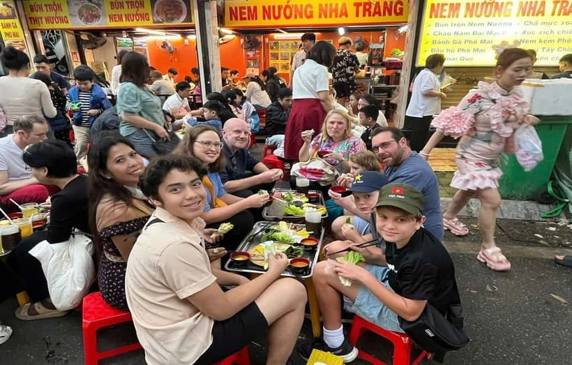 Hanoi: Street Food Tour with Train Street & Hidden Alleyways - Timing and Walking: What Your Body Should Expect