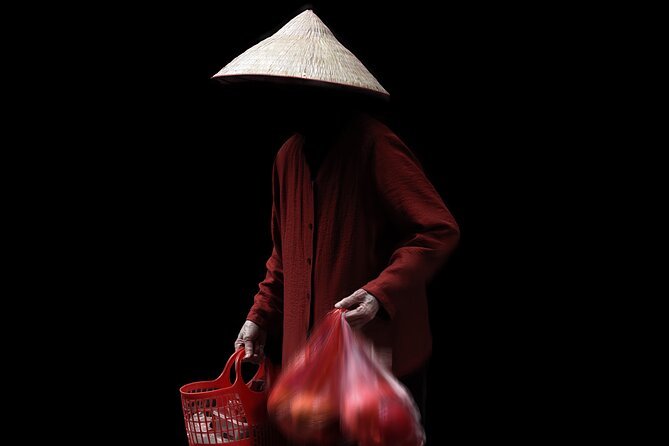 Hanoi Street Photography with a Pro – Phone & Camera - Key highlights you will feel right away