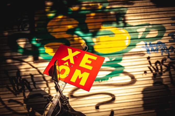 Hanoi Street Photography with a Pro – Phone & Camera - The second shooting round: using feedback while the city is still alive