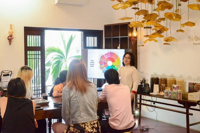 Hanoi Tea Workshop: Specialty Fresh Lotus Tea from West Lake - Tasting Setup, Snacks, and How to Not Ruin Your First Sip