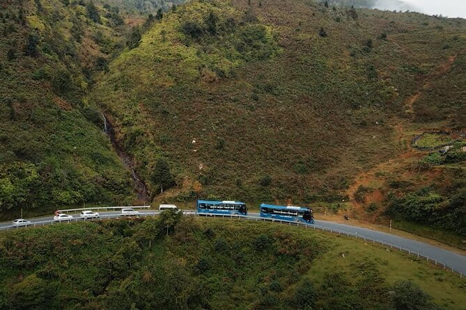 Hanoi to Sapa Bus - Private Cabin Bus - Why this modern private cabin bus beats the usual Hanoi to Sapa ride