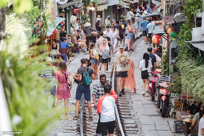 Hanoi Vespa After Dark Street food + Train Street+ Live Music - Hoan Kiem and the bun cha moment near Obama’s restaurant