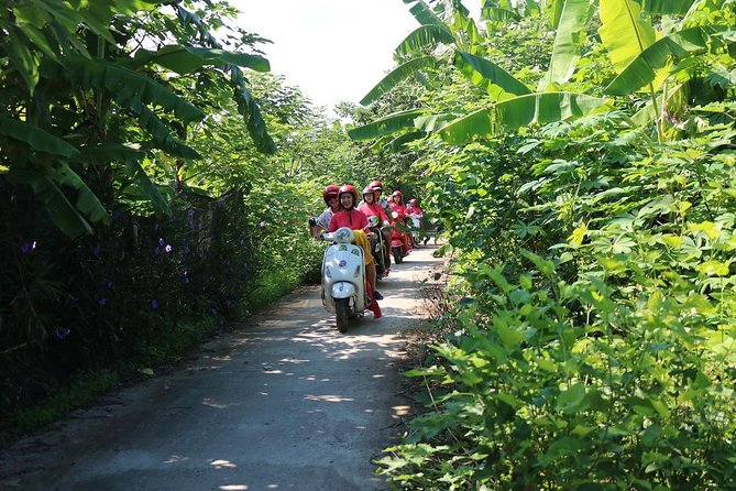 Hanoi Vespa Countryside Tour With Female Ao Dai Riders Half Day - Co Loa Citadel: the 3rd-century BC anchor of the half day