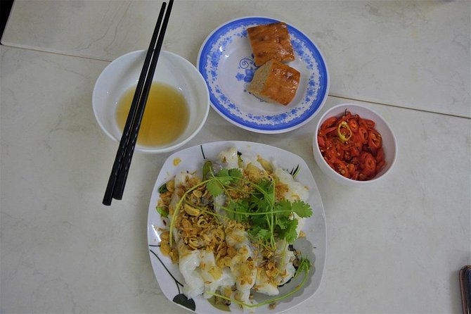 Hanoi Vespa Tours: Hanoi After Dark Vespa Food Tours - Safety and comfort: what to wear and expect
