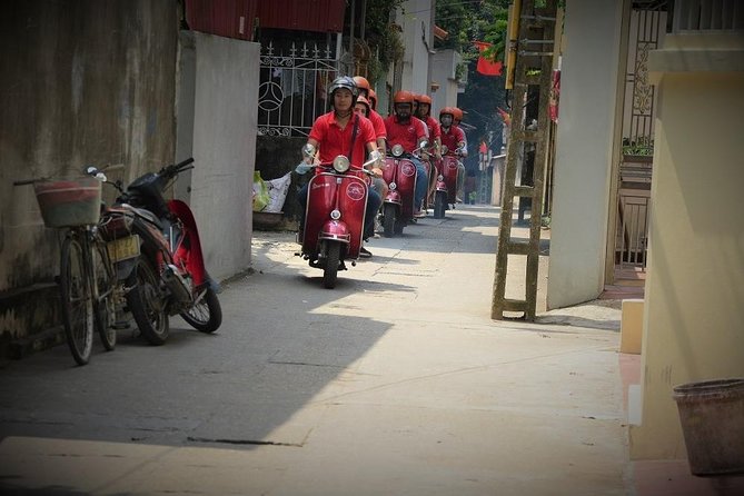 Hanoi Vespa Tours: Hanoi After Dark Vespa Food Tours - The group size you want for real conversations