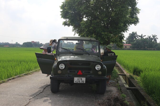 Hanoi Vespa Tours: Hanoi Countryside Vintage Vespa Tours - Dong Ahn along the Red River, with farmers and bonsai culture