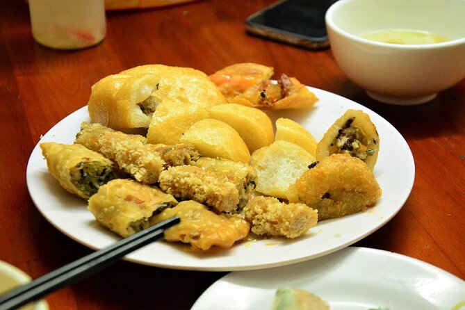Hanoi Vespa Tours: Hanoi Vintage Vespa Food Tours - Old Quarter food stop: banh cuon and bun cha in the right order