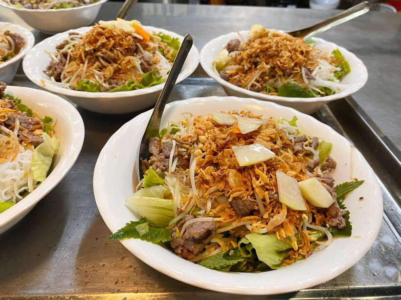 Hanoi: Vietnamese Street Food Tour with Egg Coffee - Banh mi, beef noodle salad, and other Hanoi flavors in bite-size portions