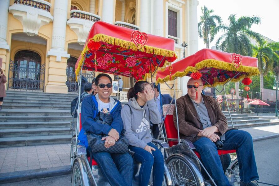 Hanoi Walking Street Food Tour & Cyclo Ride - Stop 1: spring rolls, pillow cakes, and Bun Cha with greens and fish sauce