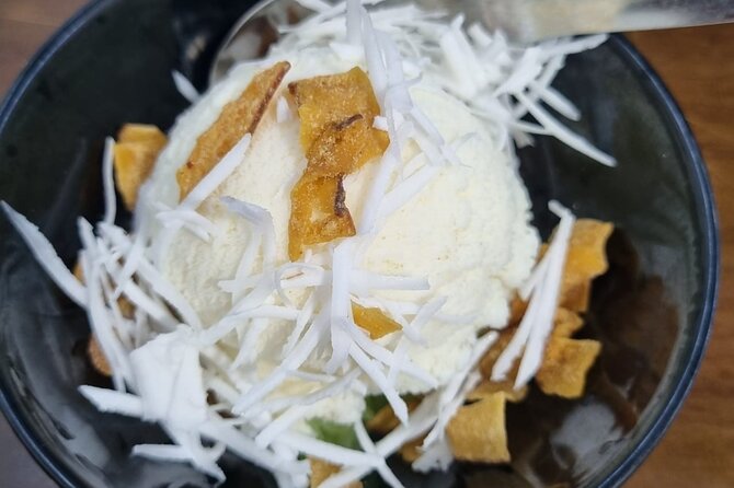 Hanoi Walking Street Food Tour with Train-Street Visit - The 3 to 4 hour plan, and why timing matters in Hanoi