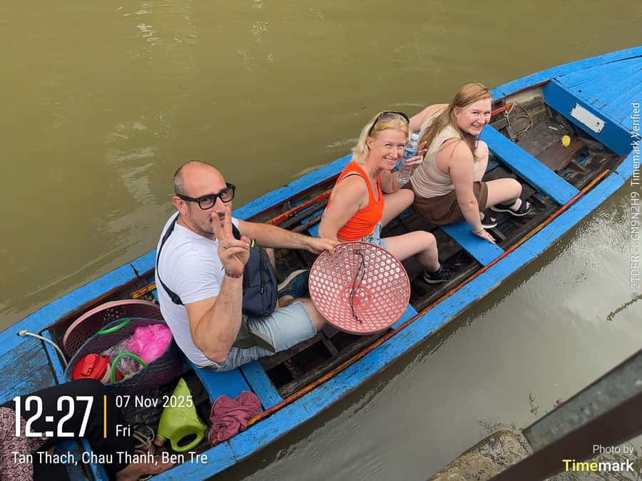 HCM: Authentic Mekong Delta - Boat, TukTuk, Khot Cake Making - Vinh Trang Pagoda: A Cultural Anchor in the Delta