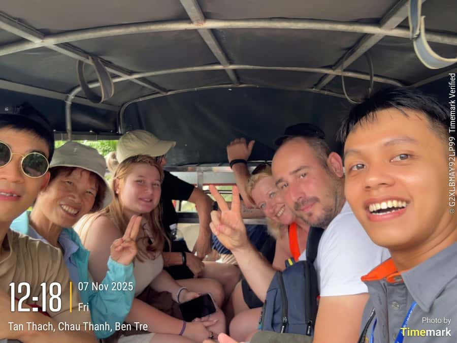 HCM: Authentic Mekong Delta - Boat, TukTuk, Khot Cake Making - Southern Vietnamese Folk Music: A Night-and-Day Difference From a Random Show
