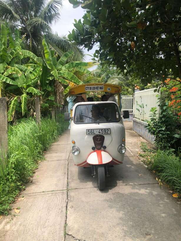 HCM: Mekong Delta Islands Boat & Tuk-Tuk Tour with Tastings - The practical reality of tuk-tuks, bikes, and group movement
