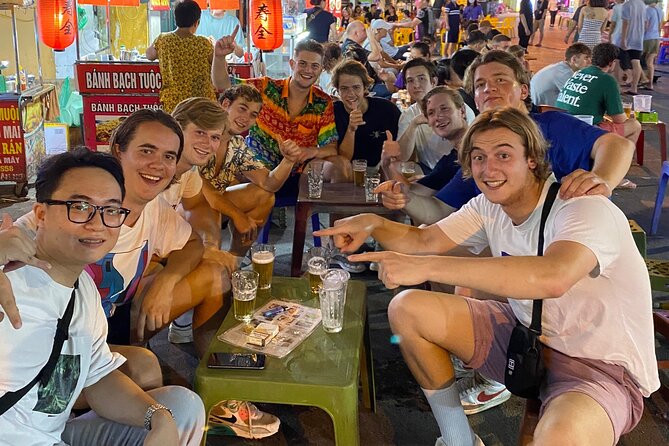 [Hi-end] Private Hanoi Street Food Tour With Real Foodie - Hoan Kiem Lake: why the Old Town story is part of the meal