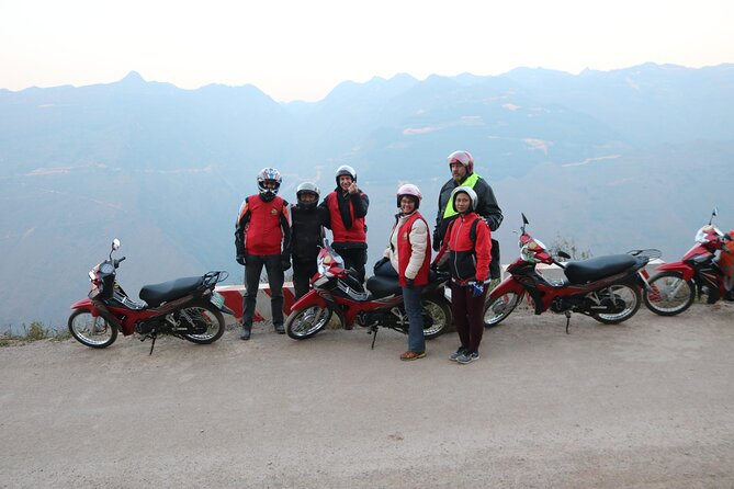 High Quality Small Group With Easy Riders 3 Day + Private Room - Day 2: Ma Pi Leng Pass, Meo Vac, M Road, and Du Gia Villages