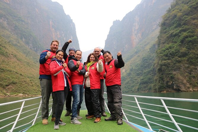 High Quality Small Group With Easy Riders 3 Day + Private Room - Day 1: Heaven Gate, Yen Minh, Karst Plateau Geopark, and Hmong King Palace