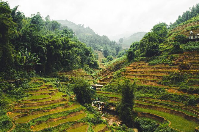 Highland Harmony Trek in Sapa - Stop 4: Ta Van Village Finish in Giay Stilt-House Country