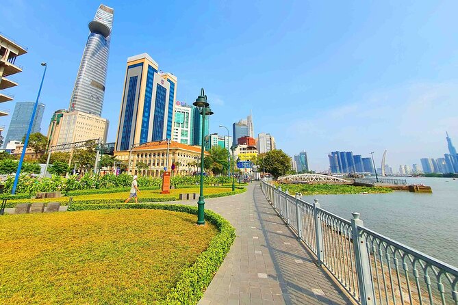 Historical Walking Tour of Saigon - People’s Committee Building and Nguyen Hue Street: politics meets city life