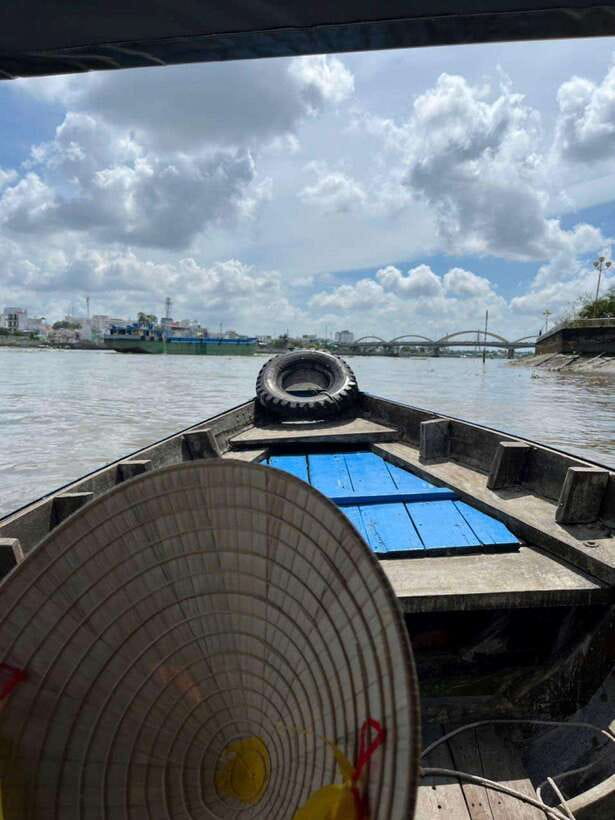Ho Chi Minh: 1-Day Mekong Delta Tour-Floating Market & Islet - Hu Tieu Noodle Making and Pineapple Prep on the Water