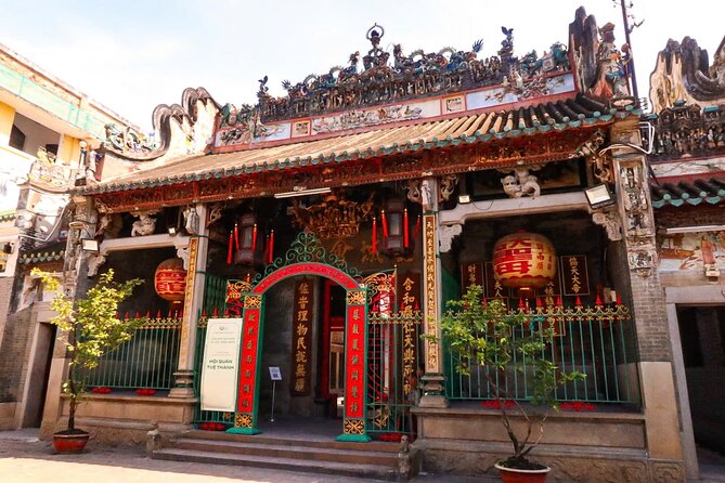 Ho Chi Minh Best Walking Tour: Food, Coffee & History - Stop 4: The Secret Weapons Cellar and Wartime Ingenuity