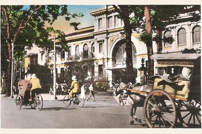 Ho Chi Minh City: Highlights & Hidden Gems - Free Walking Tour - Pittman apartments: the 1975 evacuation story that puts faces on history