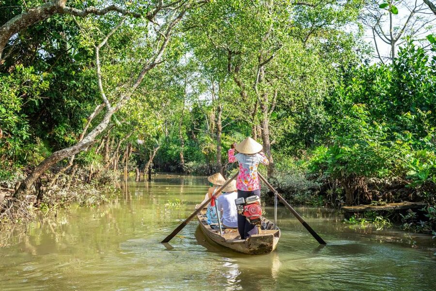 Ho Chi Minh City: Mekong River Delta Day Trip with Boat Trip - Vinh Trang Pagoda: the quiet reset you’ll feel in your body
