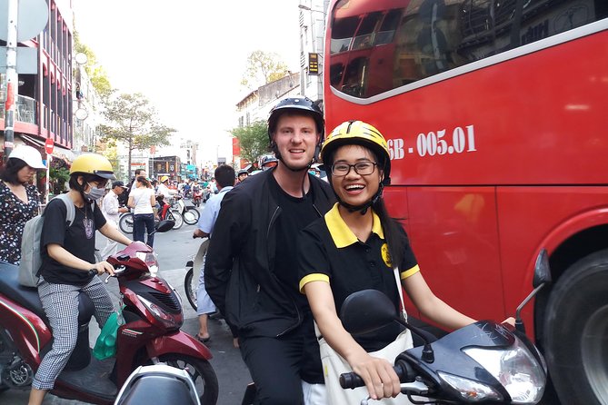 Ho Chi Minh City’s most delicious street food tour by motorbike - Stop 1: Đường Tôn Đức Thắng, beef with wild betel leaves