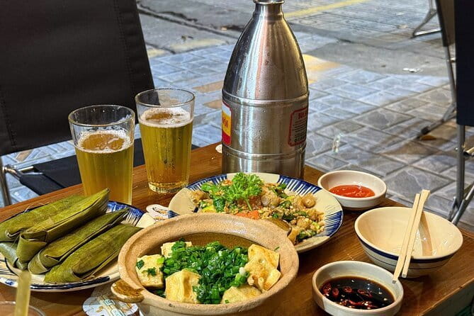 Ho Chi Minh City : Saigon Craft Beer & Local Food Tour By Scooter - Stop 1 at 181 Cách Mạng Tháng Tám: start with bia hoi