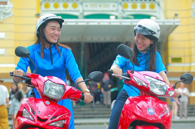 Ho Chi Minh City Tour by Motorbike with Female Riders | KissTour - Thich Quang Duc Monument: a powerful stop at a traffic intersection