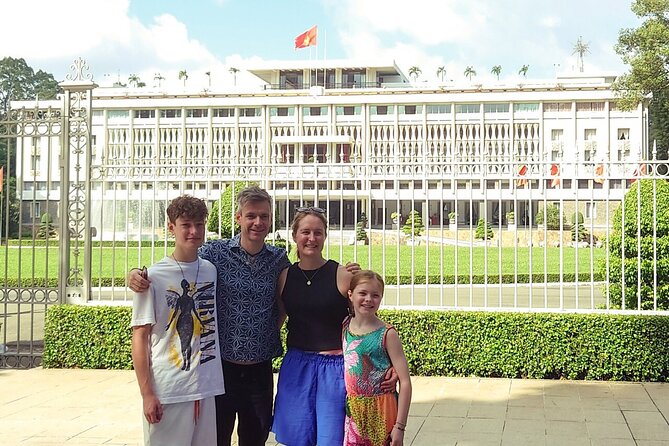 Ho Chi Minh City with Street Food Tour by Cyclo - Meeting up and staying on schedule (without stress)
