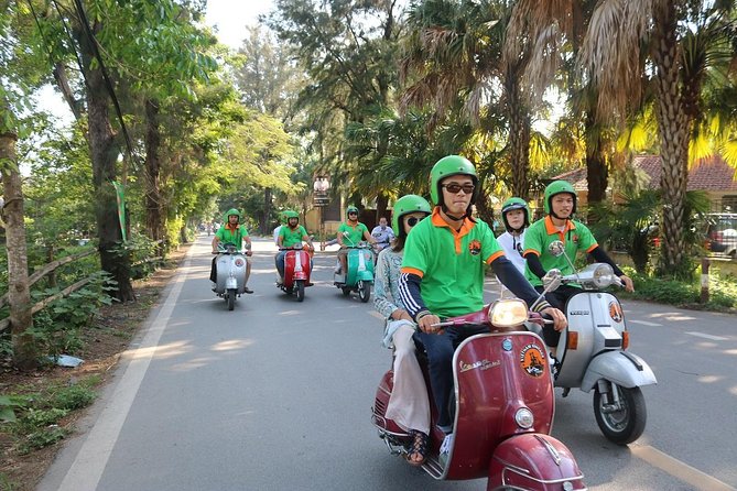 Ho Chi Minh Vespa City Tour 4,5 hours - Quick reasons to book this 4.5-hour Vespa loop