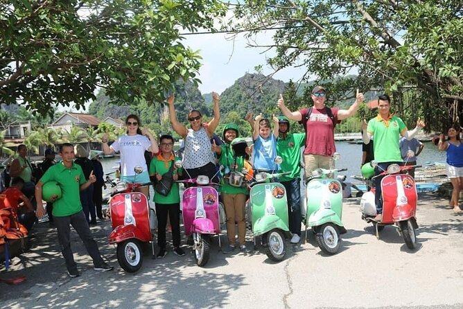 Ho Chi Minh Vespa City Tour 4,5 hours - Coffee and medicinal herbs: the small extras that make the ride feel local