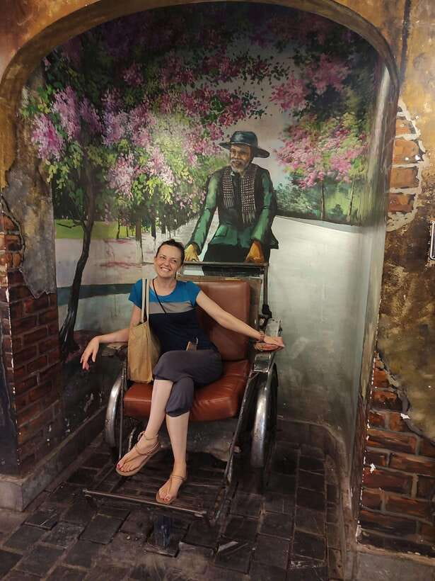 Hoa Lo Prison and Little Paris in Hanoi - The secret stop that changes the whole feel of the walk