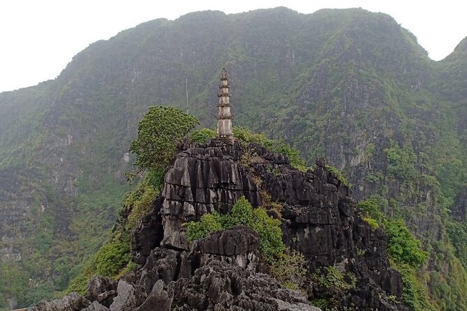 Hoa Lu - Tam Coc: Boat Trip and Bicycle Ride - Hoa Lu temples: history you can see in a couple hours