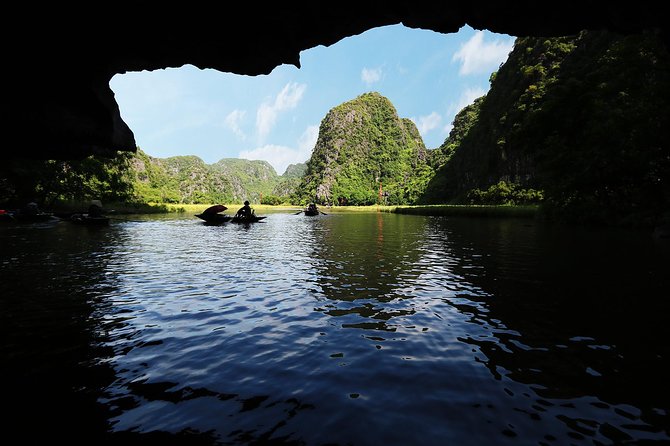 Hoa Lu - Tam Coc - Ninh Binh Day Tour: Biking, Visit Local Family - Guide Phil, Small-Group Size, and How the Day Stays Friendly